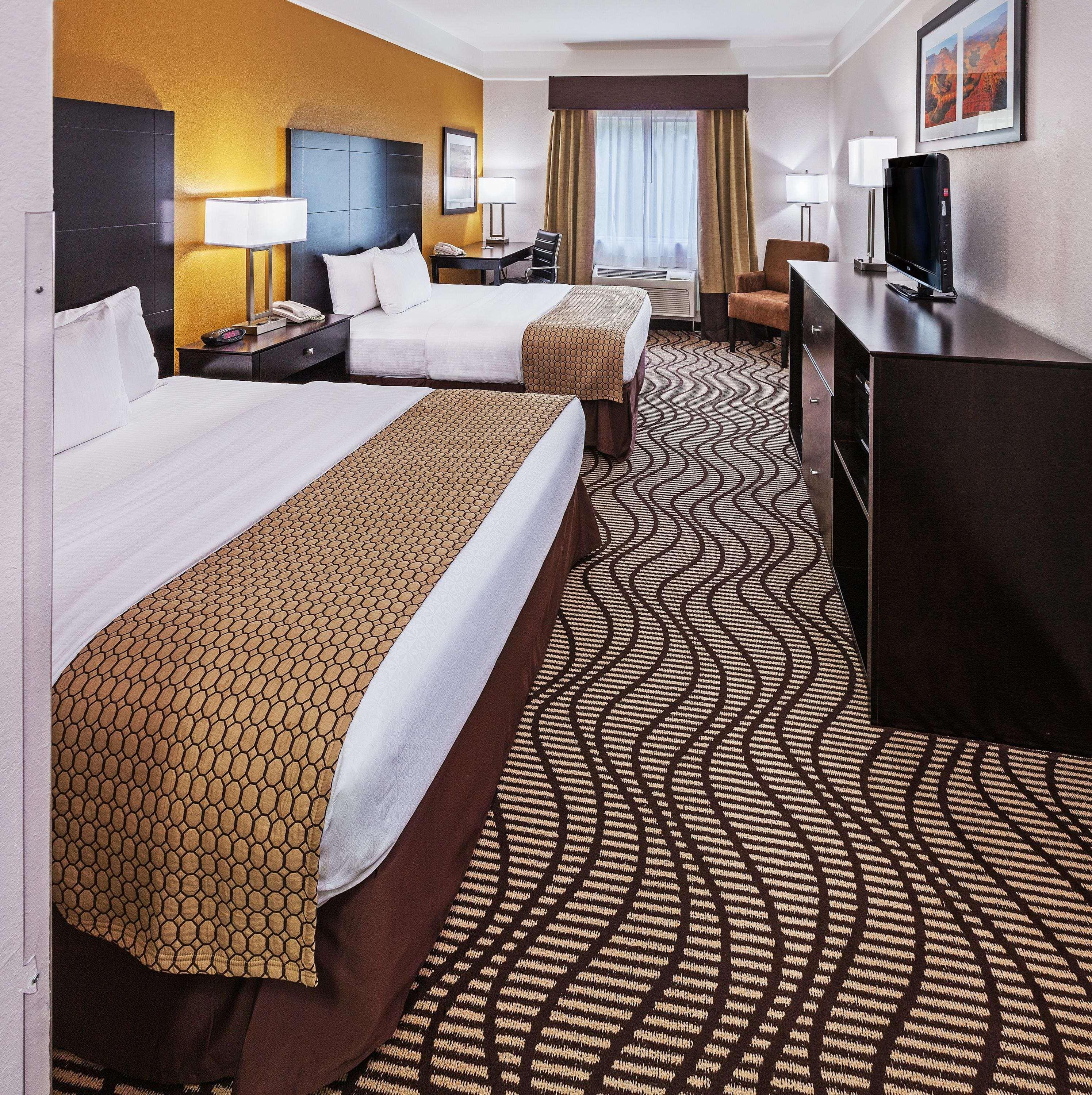 Hotel La Quinta By Wyndham Pasadena Esterno foto