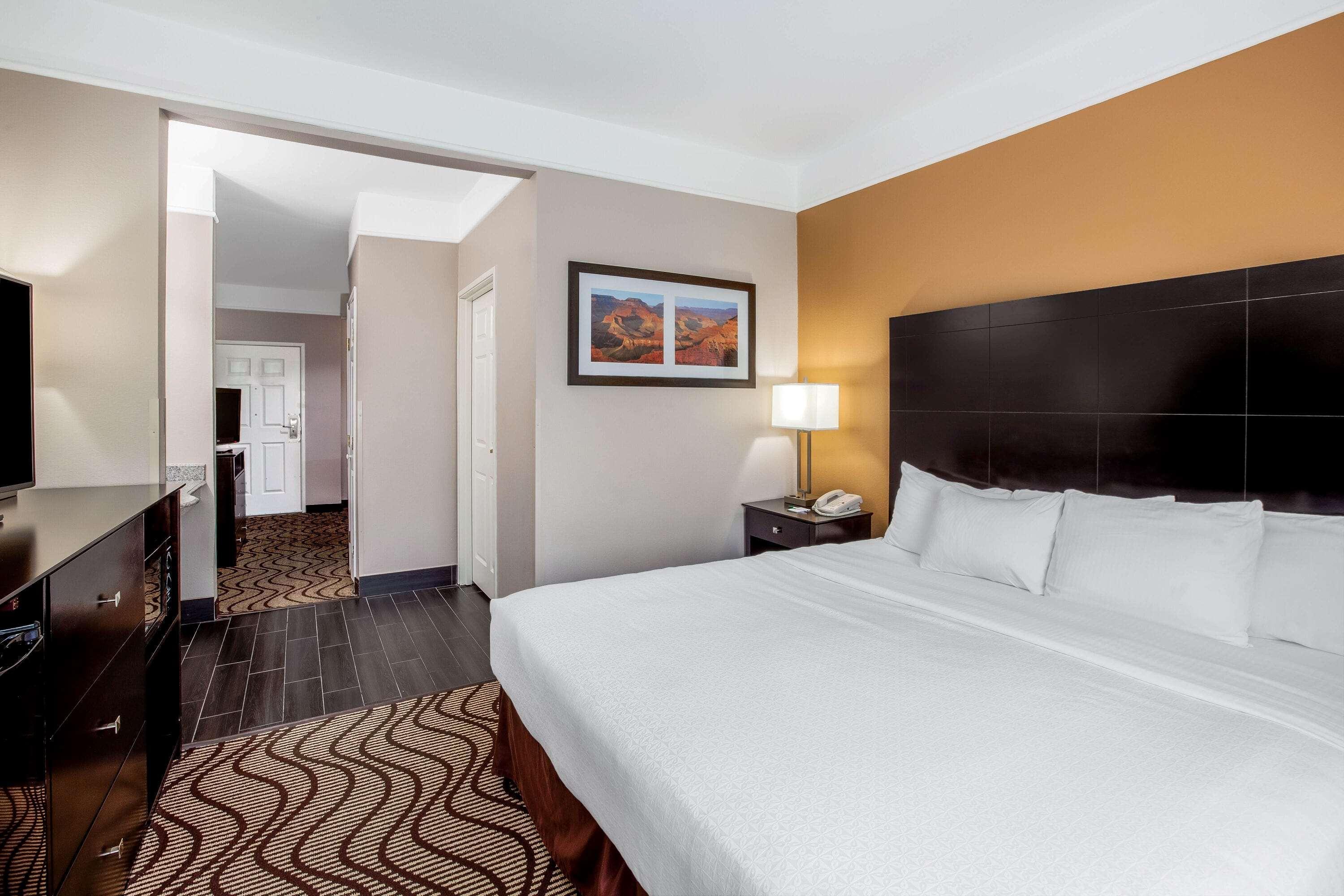 Hotel La Quinta By Wyndham Pasadena Esterno foto